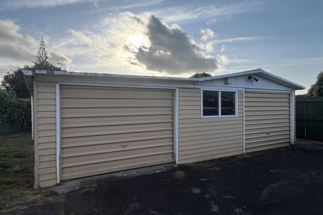 Photo of property in 11 Hunua Road, Papakura, 2110