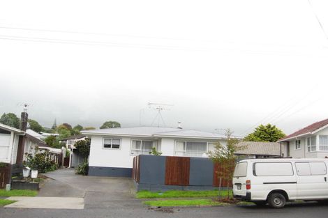Photo of property in 2/47 Larne Avenue, Pakuranga Heights, Auckland, 2010