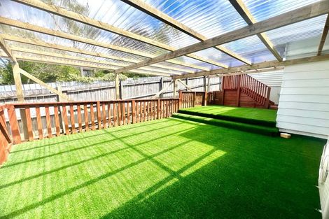 Photo of property in 16 Savoy Road, Glen Eden, Auckland, 0602