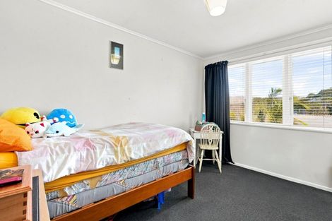 Photo of property in 57 Chorley Avenue, Massey, Auckland, 0614