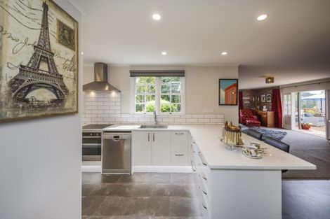 Photo of property in 273 Parewanui Road, Bulls, 4894