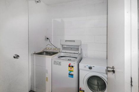 Photo of property in 31 Macdonald Crescent, Te Aro, Wellington, 6011