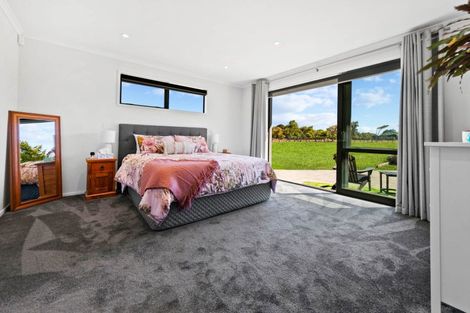 Photo of property in 9 Fitzgerald Road, Drury, 2113