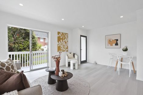 Photo of property in 1/38 Divich Avenue, Te Atatu South, Auckland, 0610