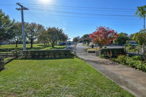 Photo of property in 9 Davy Street, Carterton, 5713