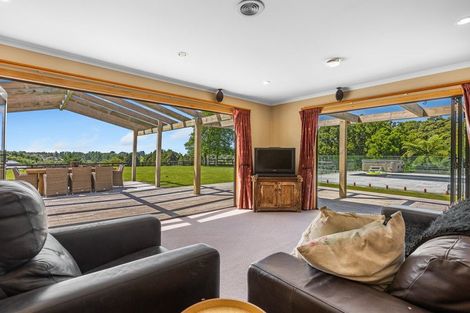 Photo of property in 390a Tukapa Street, Hurdon, New Plymouth, 4310