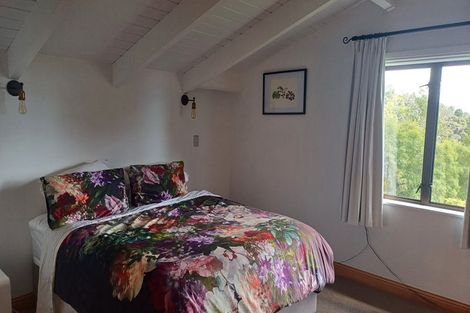 Photo of property in 1194 Scenic Drive North, Swanson, Auckland, 0816