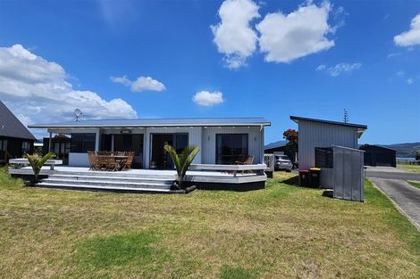 Photo of property in 133 Harbour Drive, Matarangi, Whitianga, 3592