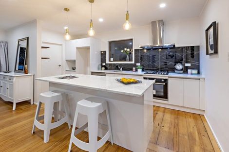 Photo of property in 6b Roys Road, Weymouth, Auckland, 2103