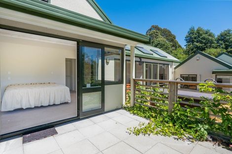 Photo of property in 71 Gillespie Place, Acacia Bay, Taupo, 3385