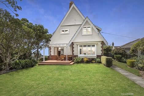 Photo of property in 16 Plunket Street, Kelburn, Wellington, 6012