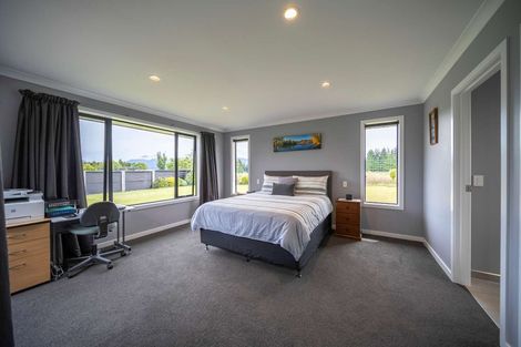 Photo of property in 27 Orbell Crescent, Te Anau, 9679