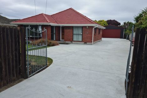 Photo of property in 65 Wattle Drive, New Brighton, Christchurch, 8083