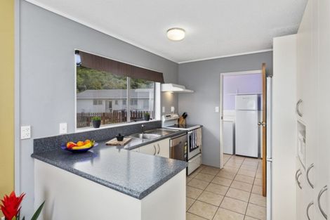 Photo of property in 10 Becks Close, Kelson, Lower Hutt, 5010