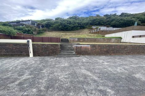 Photo of property in 230 The Esplanade, Island Bay, Wellington, 6023