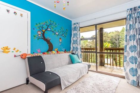 Photo of property in 204 Forest Hill Road, Waiatarua, Auckland, 0612