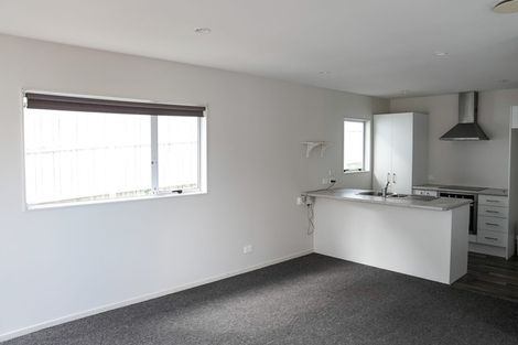 Photo of property in 13 Gala Place, Henderson, Auckland, 0612