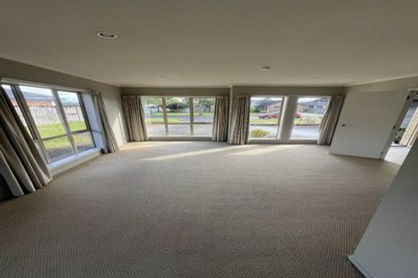 Photo of property in 7 Whitford Place, Rototuna North, Hamilton, 3210