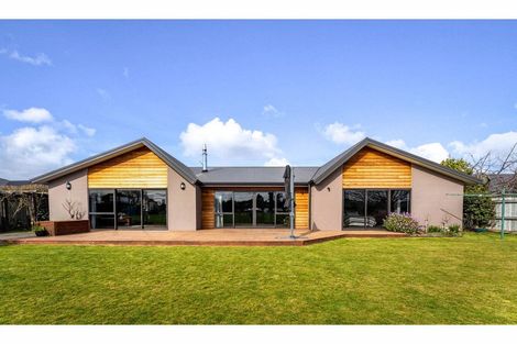 Photo of property in 18 Wanderers Avenue, Brightwater, 7022