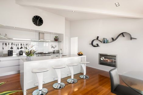 Photo of property in 22 Point Veronica Drive, Opua, 0200