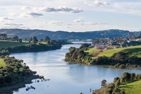 Photo of property in 215b Benseman Road, Raglan, 3296