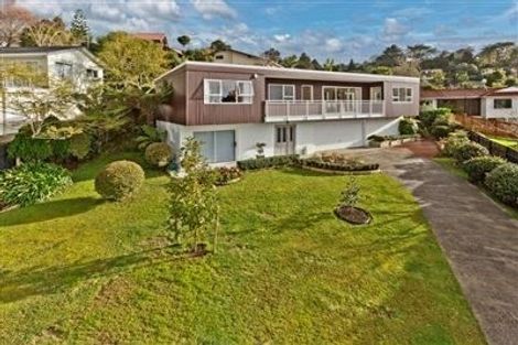 Photo of property in 94 Stapleford Crescent, Browns Bay, Auckland, 0630