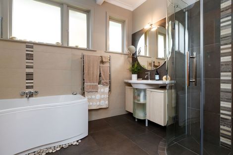 Photo of property in 38 Franklin Avenue, Hokowhitu, Palmerston North, 4410