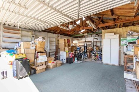 Photo of property in 15 Emlyn Place, Avondale, Christchurch, 8061