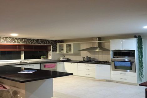 Photo of property in 22 Delmont Close, East Tamaki Heights, Auckland, 2016