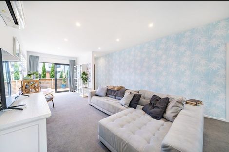 Photo of property in 3d Breakwater Way, Whitby, Porirua, 5024