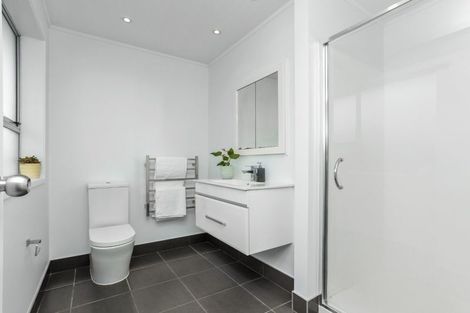 Photo of property in 48 Wendover Road, Glendowie, Auckland, 1071