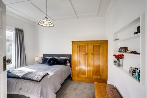 Photo of property in 128 Vigor Brown Street, Napier South, Napier, 4110