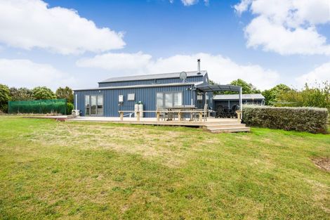 Photo of property in 21 Sutherland Road, Sanson, Palmerston North, 4479