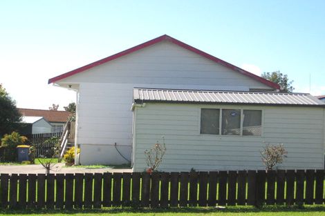 Photo of property in 9 Posa Avenue, Henderson, Auckland, 0612