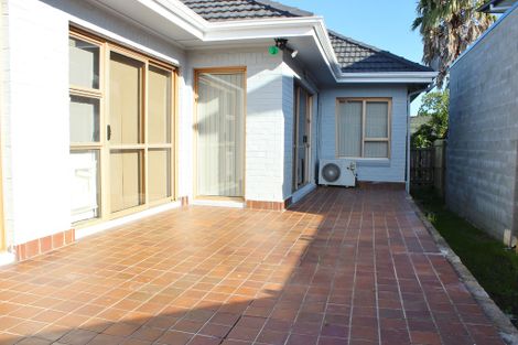 Photo of property in 187a Gray Avenue, Papatoetoe, Auckland, 2024