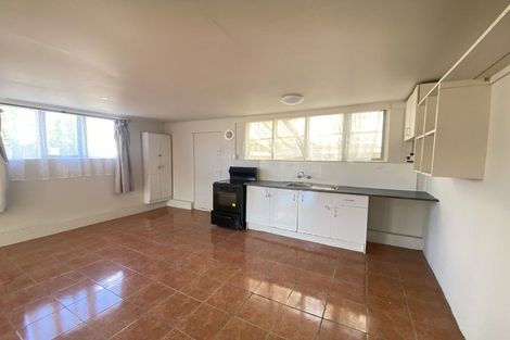 Photo of property in 8 Sabot Place, Massey, Auckland, 0614