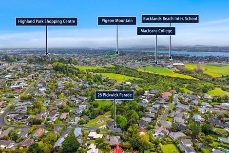 Photo of property in 26 Pickwick Parade, Mellons Bay, Auckland, 2014