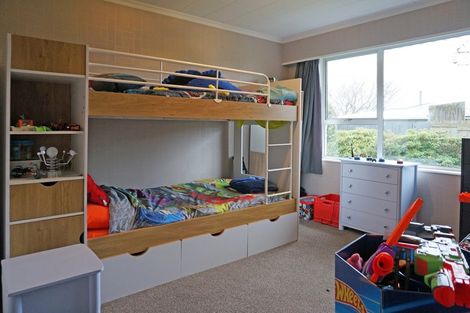 Photo of property in 61 Mauchline Street, Wallacetown, 9816