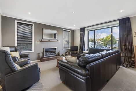 Photo of property in 17 Barrington Drive, Huntington, Hamilton, 3210