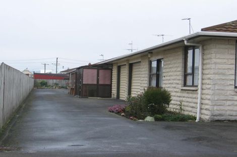 Photo of property in 71 Wesley Street, South Dunedin, Dunedin, 9012