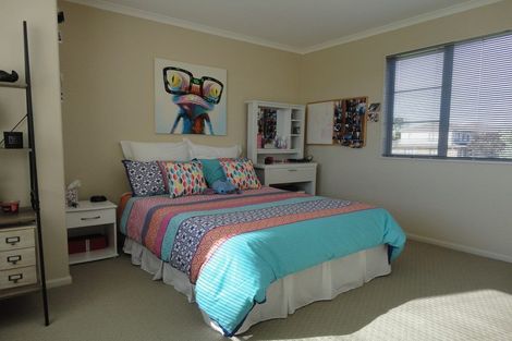 Photo of property in 9 Savona Drive, Flat Bush, Auckland, 2016
