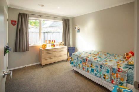 Photo of property in 8 Taranui Way, Paraparaumu Beach, Paraparaumu, 5032