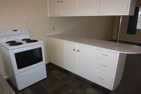 Photo of property in 2/189 Wainuiomata Road, Wainuiomata, Lower Hutt, 5014