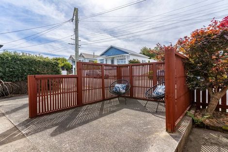 Photo of property in 11 Bernard Street, Kenmure, Dunedin, 9011