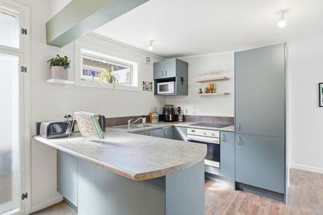 Photo of property in 22 Mason Terrace, Gonville, Whanganui, 4501