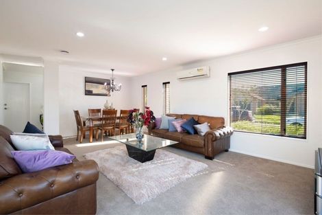 Photo of property in 4 Stornaway Drive, Flat Bush, Auckland, 2016