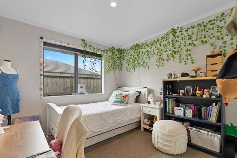 Photo of property in 5 Kuru Place, Papamoa, 3118