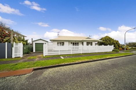 Photo of property in 57 Murray Avenue, Hawera, 4610