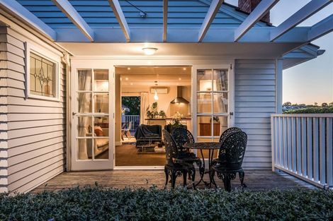 Photo of property in 3/22 Stanley Avenue, Milford, Auckland, 0620