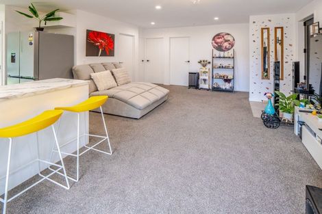 Photo of property in 6b Clerke Place, Marfell, New Plymouth, 4310